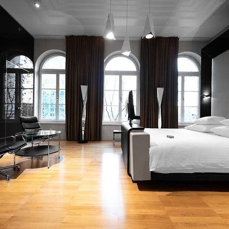 Hotel Blow Up Hall 5050 Познань Экстерьер фото
